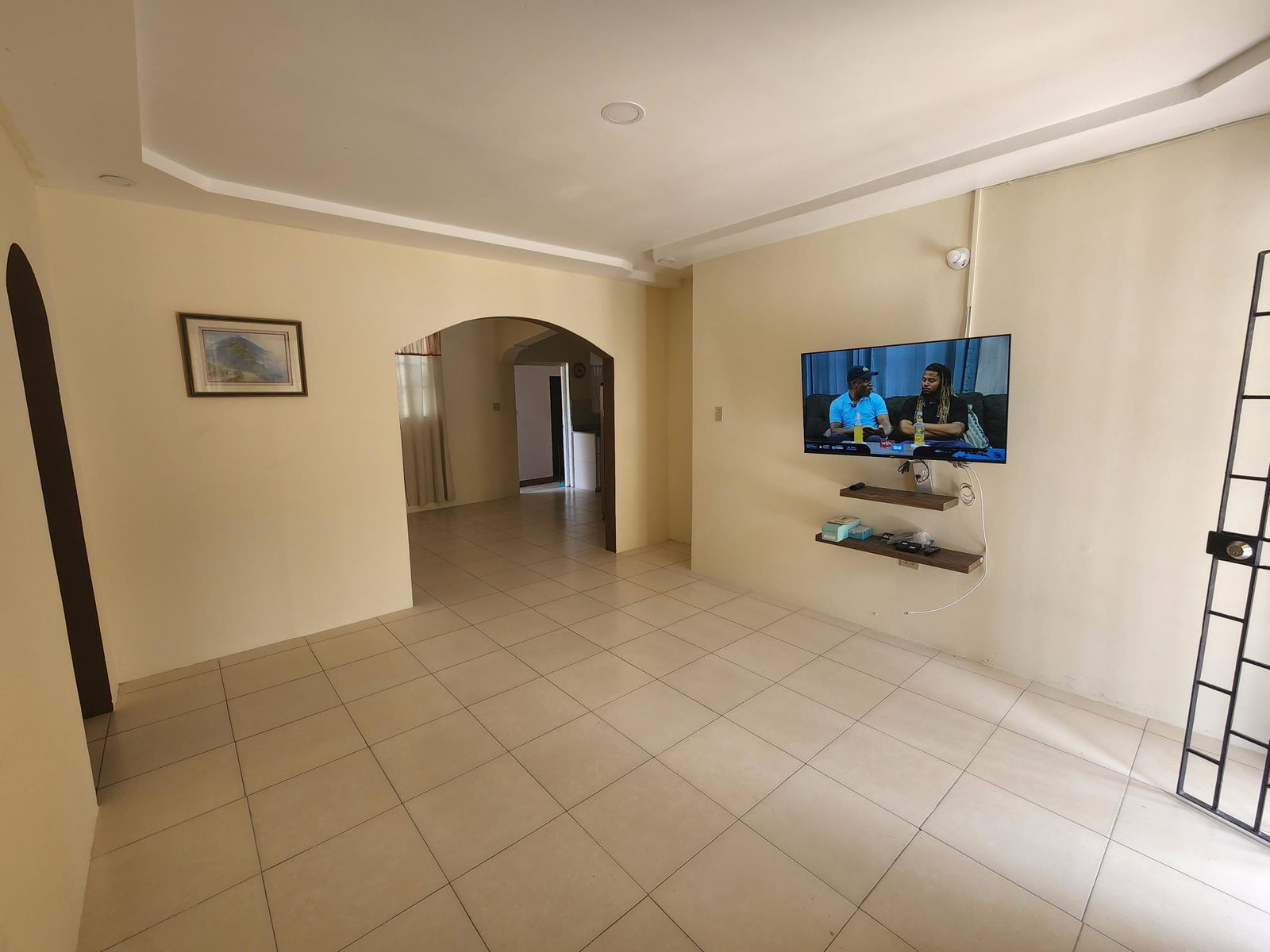 Fifteenth image of 10 Foster Davis Drive in Kingston 6, St. Andrew, Jamaica - property is For Rent