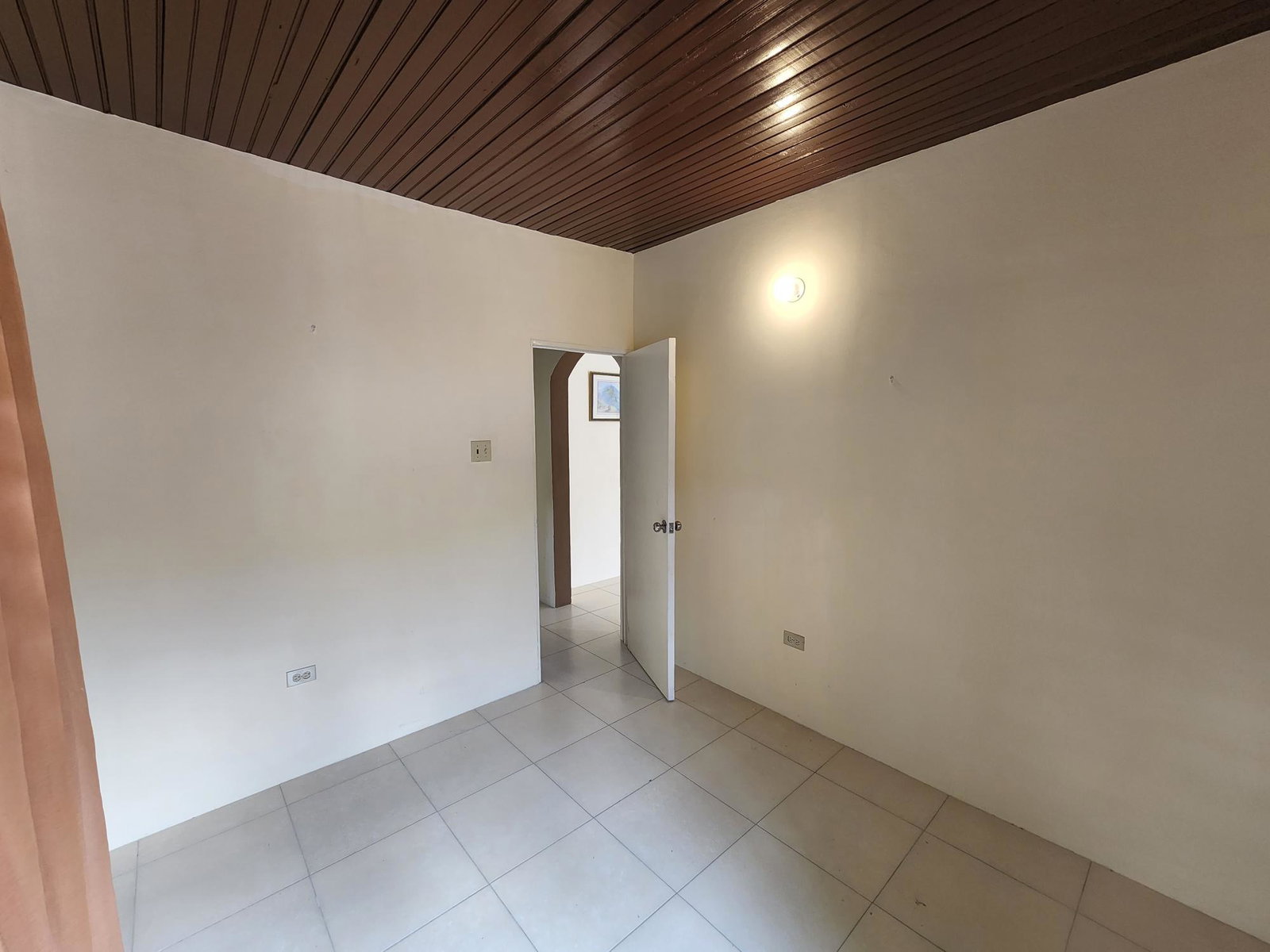 Twenty-Third image of 10 Foster Davis Drive in Kingston 6, St. Andrew, Jamaica - property is For Rent