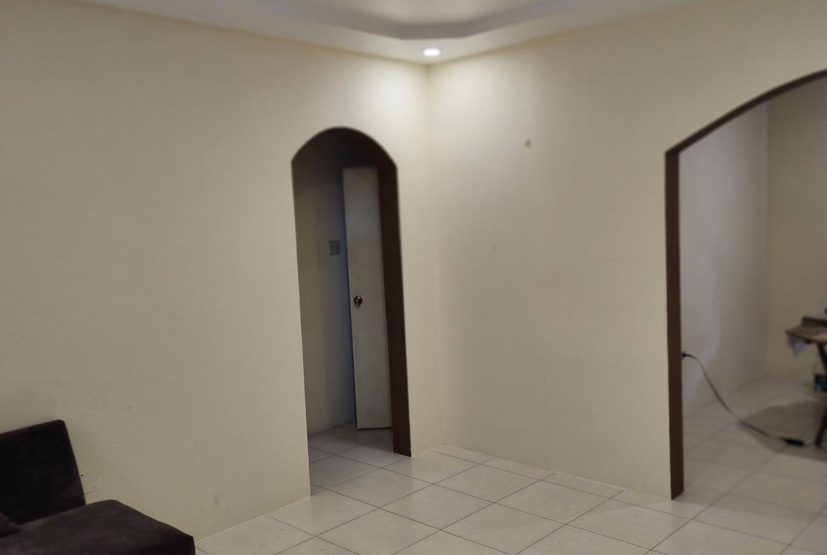 Fourth image of 10 Foster Davis Drive in Kingston 6, St. Andrew, Jamaica - property is For Rent
