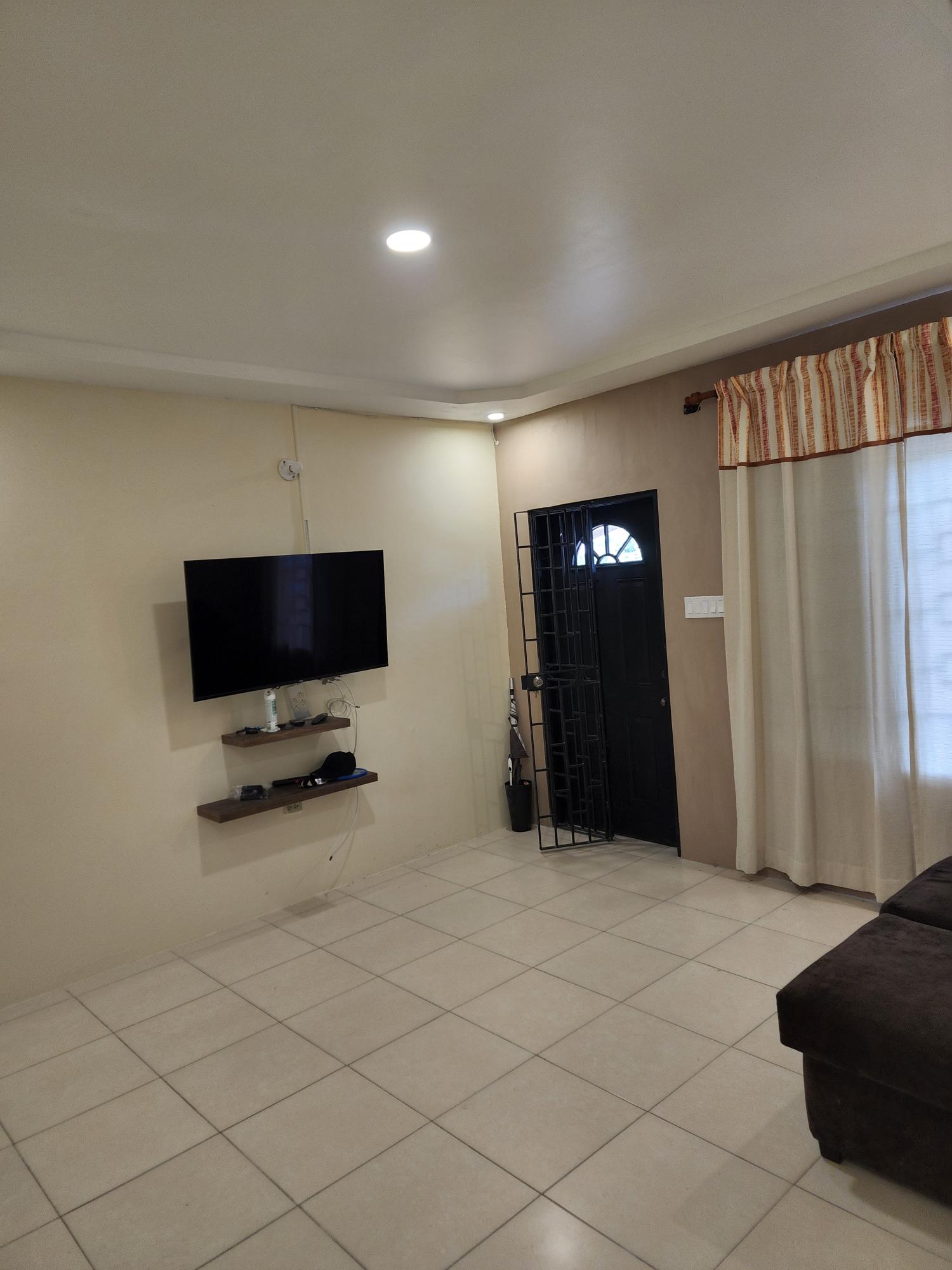 Fifth image of 10 Foster Davis Drive in Kingston 6, St. Andrew, Jamaica - property is For Rent