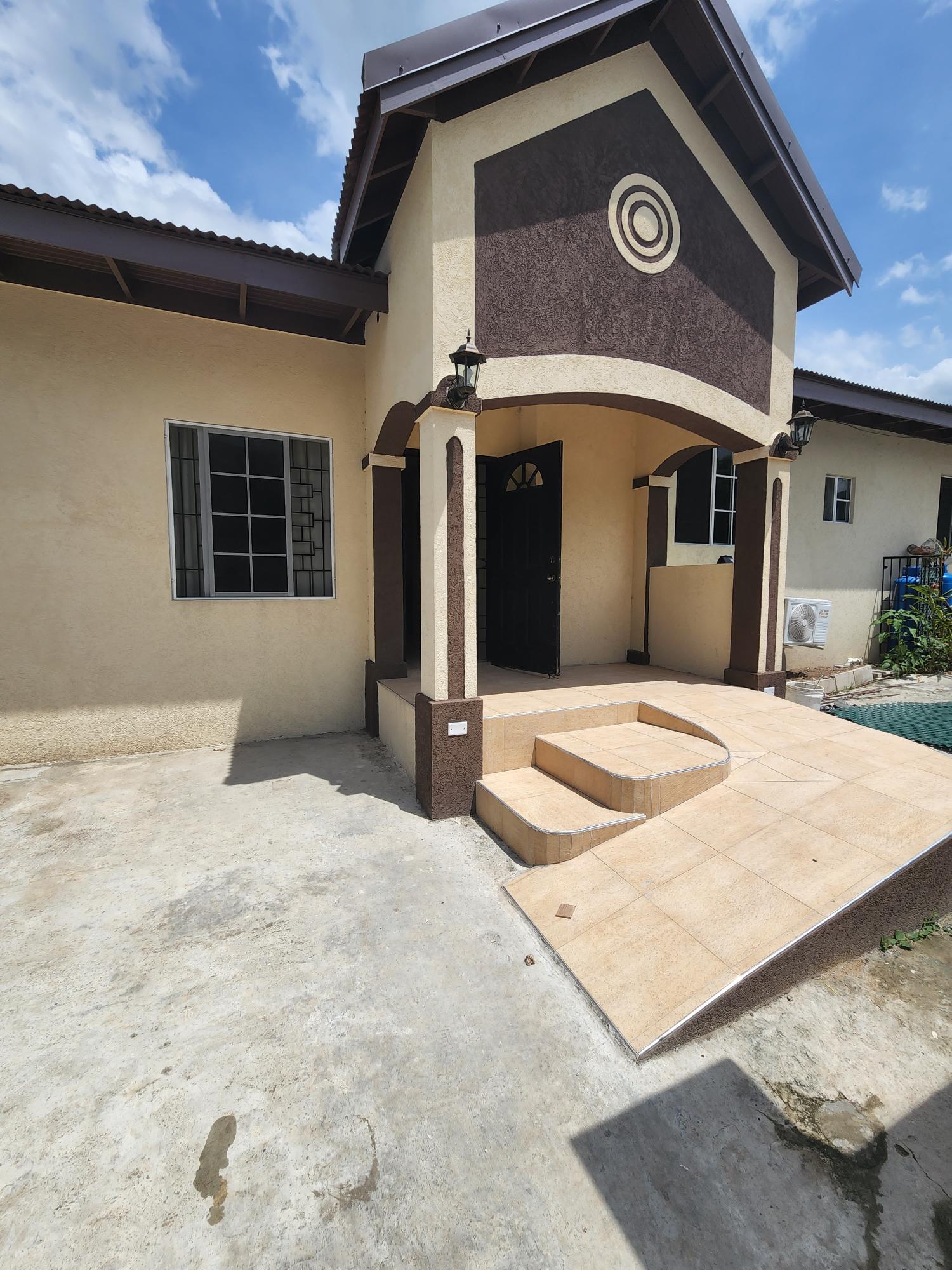Tenth image of 10 Foster Davis Drive in Kingston 6, St. Andrew, Jamaica - property is For Rent