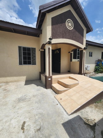 Tenth image of 10 Foster Davis Drive in Kingston 6, St. Andrew, Jamaica - property is For Rent
