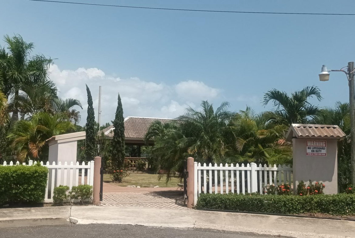 Third image of 124 Fred Couples Close, Cayma in Caymanas Estates, St. Catherine, Jamaica - property is For Rent
