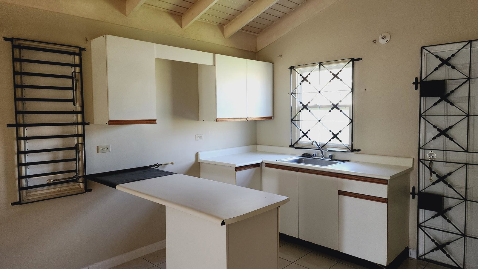 Charming-2-Bedroom-Home-for-Rent-in-Hellshire-Jamaica Eleventh image of 2 Slate Close, Hellshire in Hellshire Heights, St. Catherine, Jamaica - property is For Rent