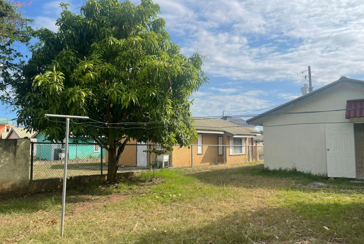 Fourteenth image of 182 Doctor Bird Circle, The a in Old Harbour, St. Catherine, Jamaica - property is For Rent