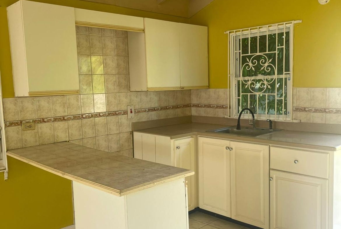 Fourth image of 182 Doctor Bird Circle, The a in Old Harbour, St. Catherine, Jamaica - property is For Rent