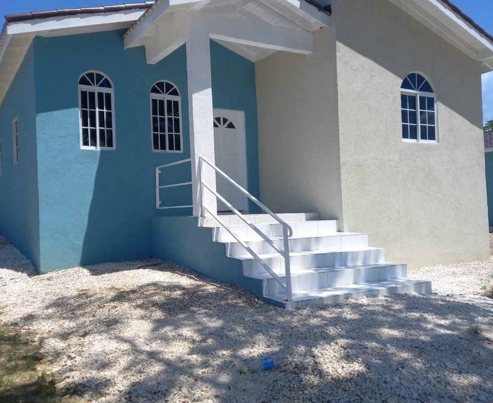 First image of 25 Brompton Manor in Black River, St. Elizabeth, Jamaica - property is For Sale