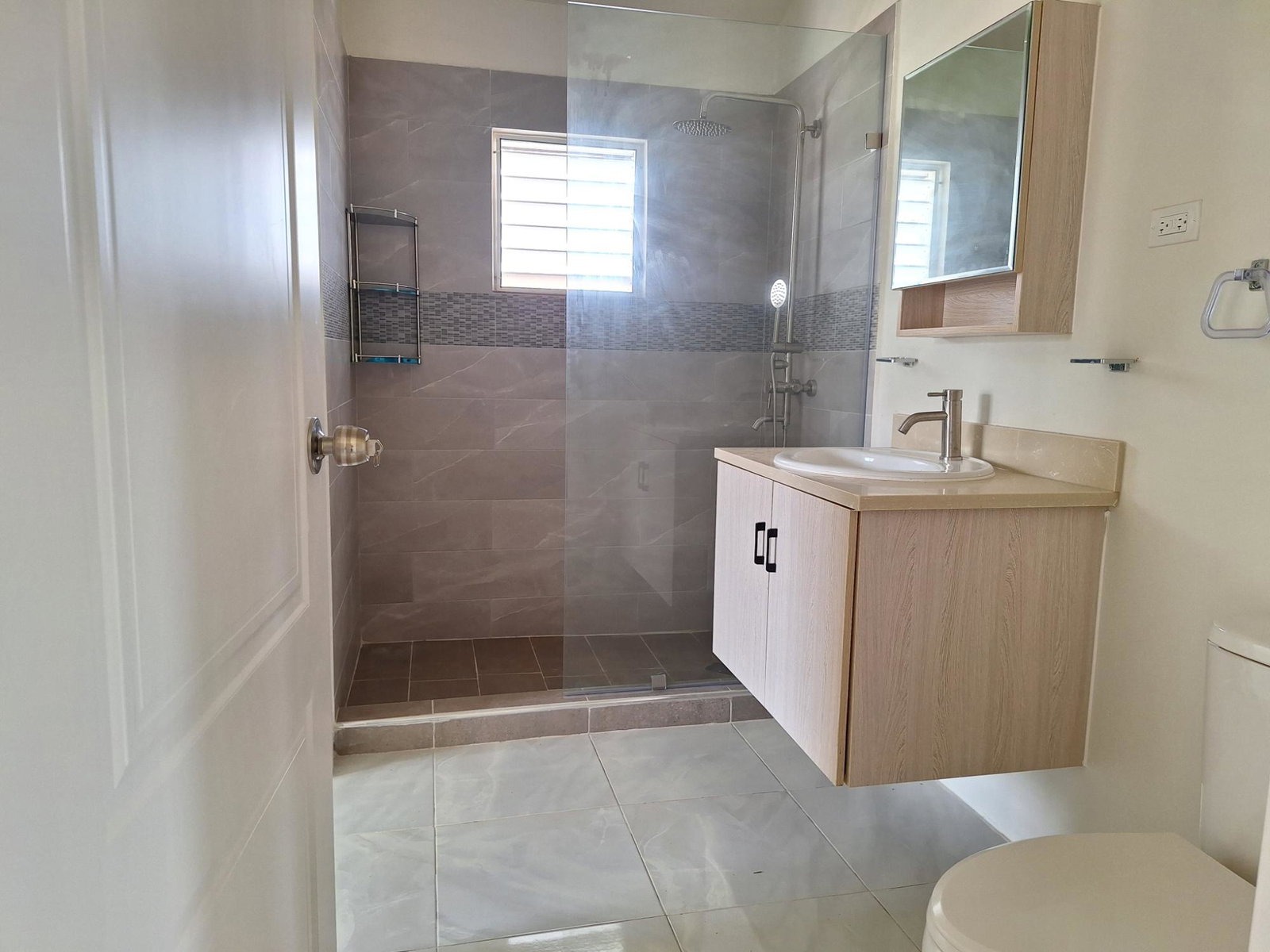 Charming-2-Bedroom-Home-for-Sale-in-Camelot-Village-Discovery-Bay Eleventh image of 24 Pelican dr Camelot Villla in Discovery Bay, St. Ann, Jamaica - property is For Sale