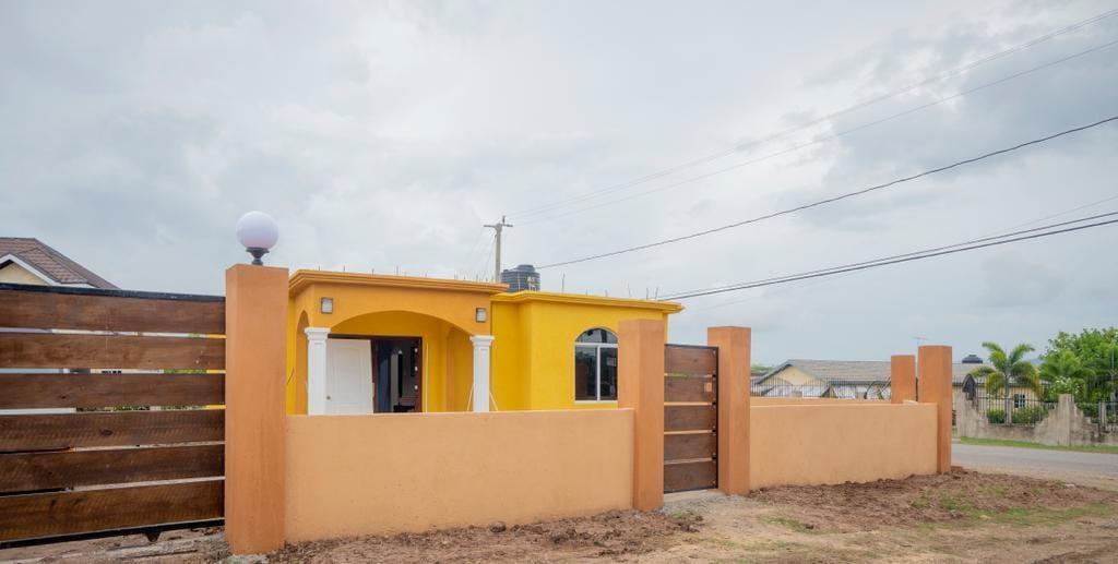 First image of Lot 18 May Pen Clarendon in May Pen, Clarendon, Jamaica - property is For Sale
