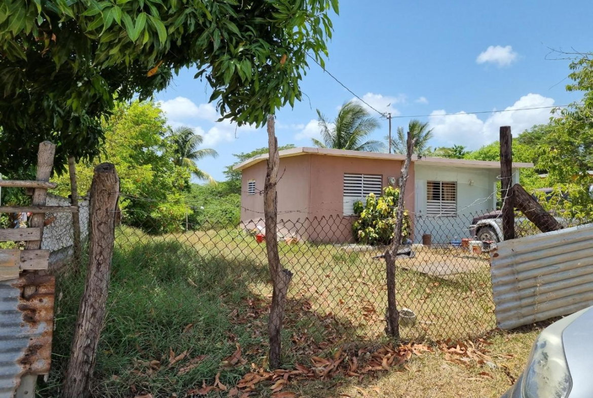 First image of 27 Saturn Close in Hayes, Clarendon, Jamaica - property is For Sale
