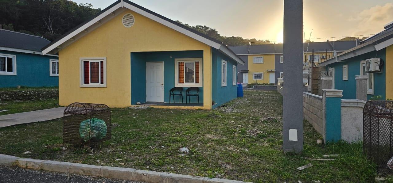 Charming-2-Bedroom-Home-for-Sale-in-Edmund-Ridge-Montego-Bay Fifth image of Edmund Ridge Montego Bay in Montego Bay, St. James, Jamaica - property is For Sale