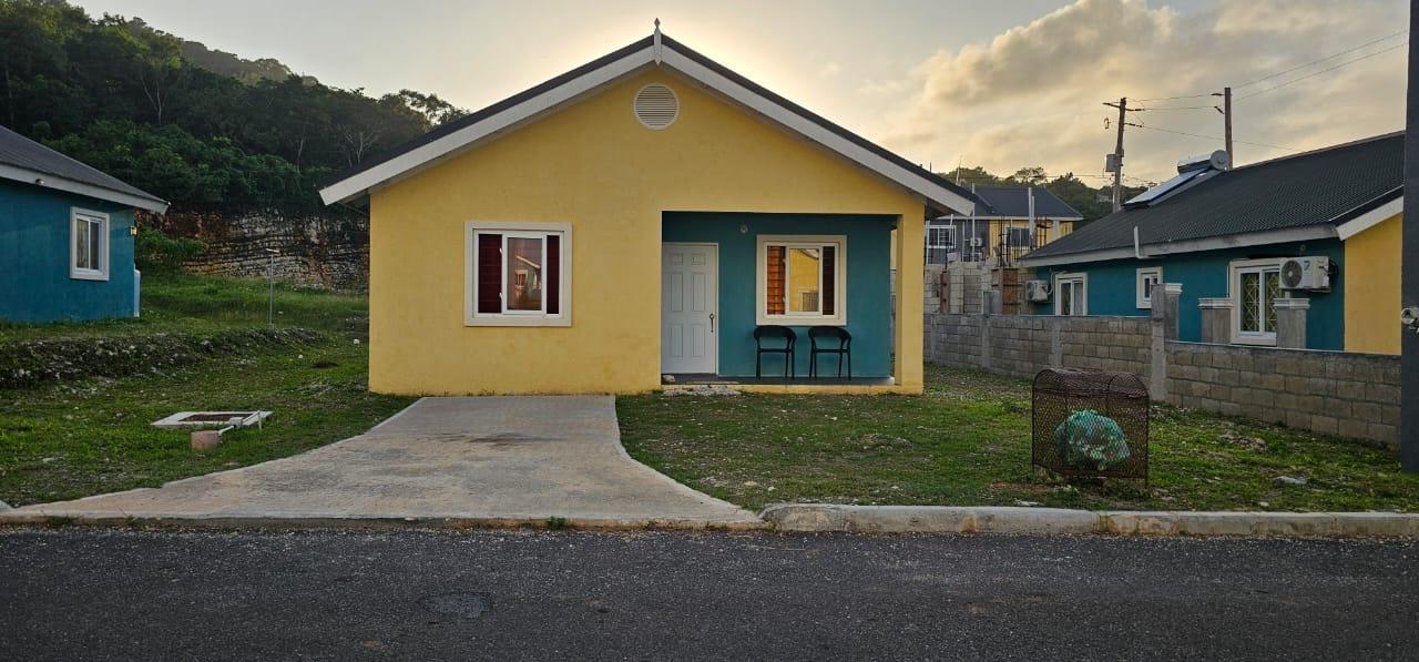 Charming-2-Bedroom-Home-for-Sale-in-Edmund-Ridge-Montego-Bay Sixth image of Edmund Ridge Montego Bay in Montego Bay, St. James, Jamaica - property is For Sale