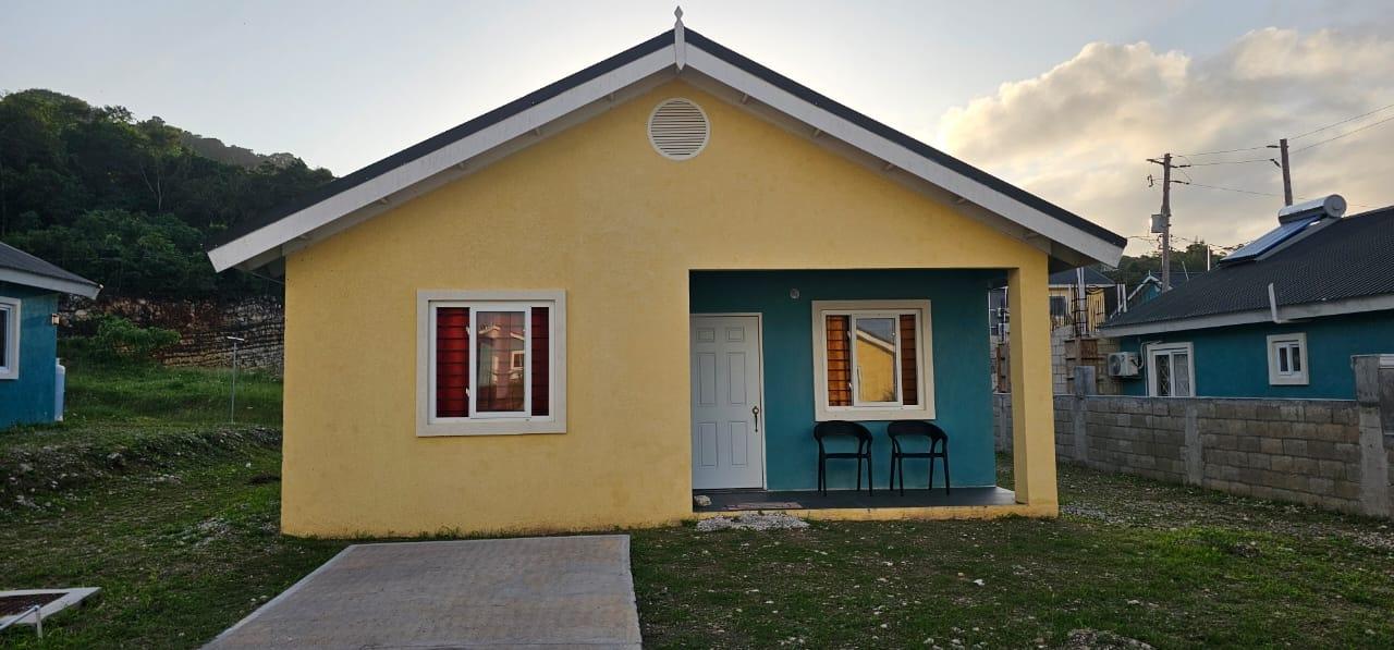 Charming-2-Bedroom-Home-for-Sale-in-Edmund-Ridge-Montego-Bay Eighth image of Edmund Ridge Montego Bay in Montego Bay, St. James, Jamaica - property is For Sale