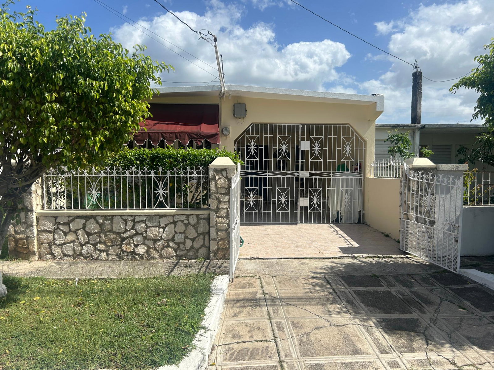 First image of 960 Marble Close, Eltham Park in Spanish Town, St. Catherine, Jamaica - property is For Sale