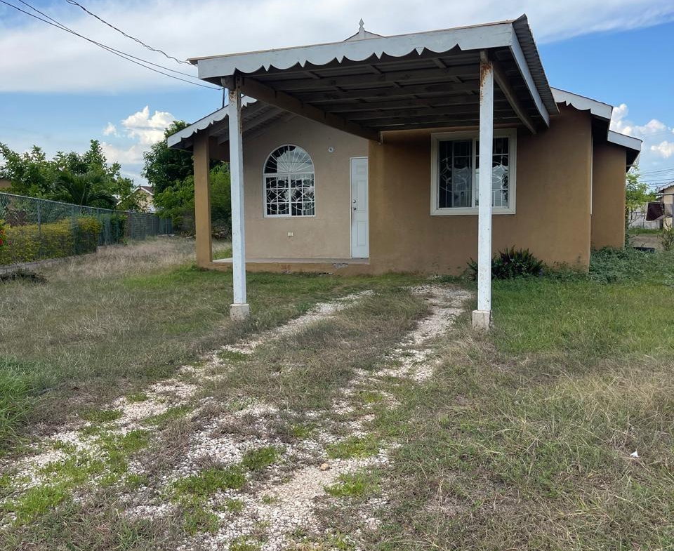 Second image of 346 Drift Circle in Old Harbour, St. Catherine, Jamaica - property is For Sale