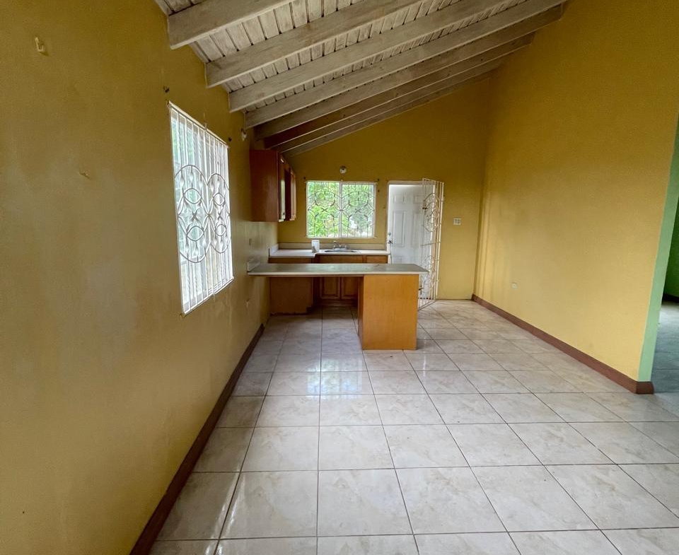 Eleventh image of 346 Drift Circle in Old Harbour, St. Catherine, Jamaica - property is For Sale