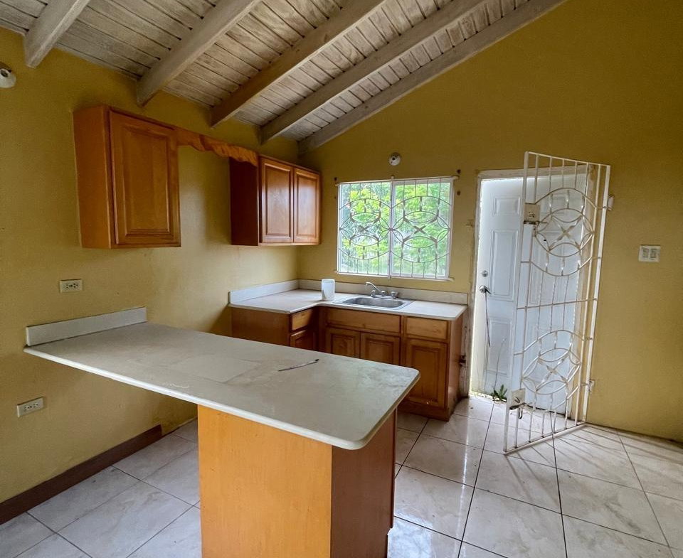 Twelfth image of 346 Drift Circle in Old Harbour, St. Catherine, Jamaica - property is For Sale