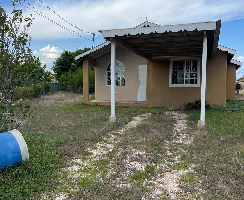 Fourth image of 346 Drift Circle in Old Harbour, St. Catherine, Jamaica - property is For Sale