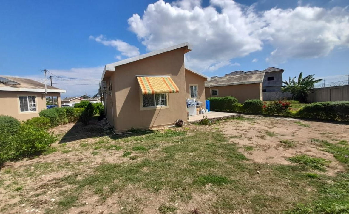 Nineteenth image of 401 Phoenix Park Village in Phoenix Park, St. Catherine, Jamaica - property is For Sale