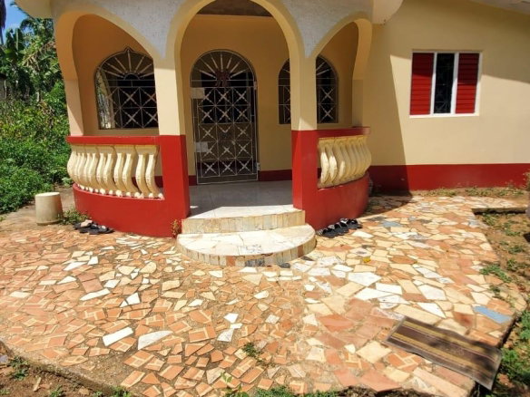 First image of Part of Banbury in Banbury, St. Catherine, Jamaica - property is For Sale