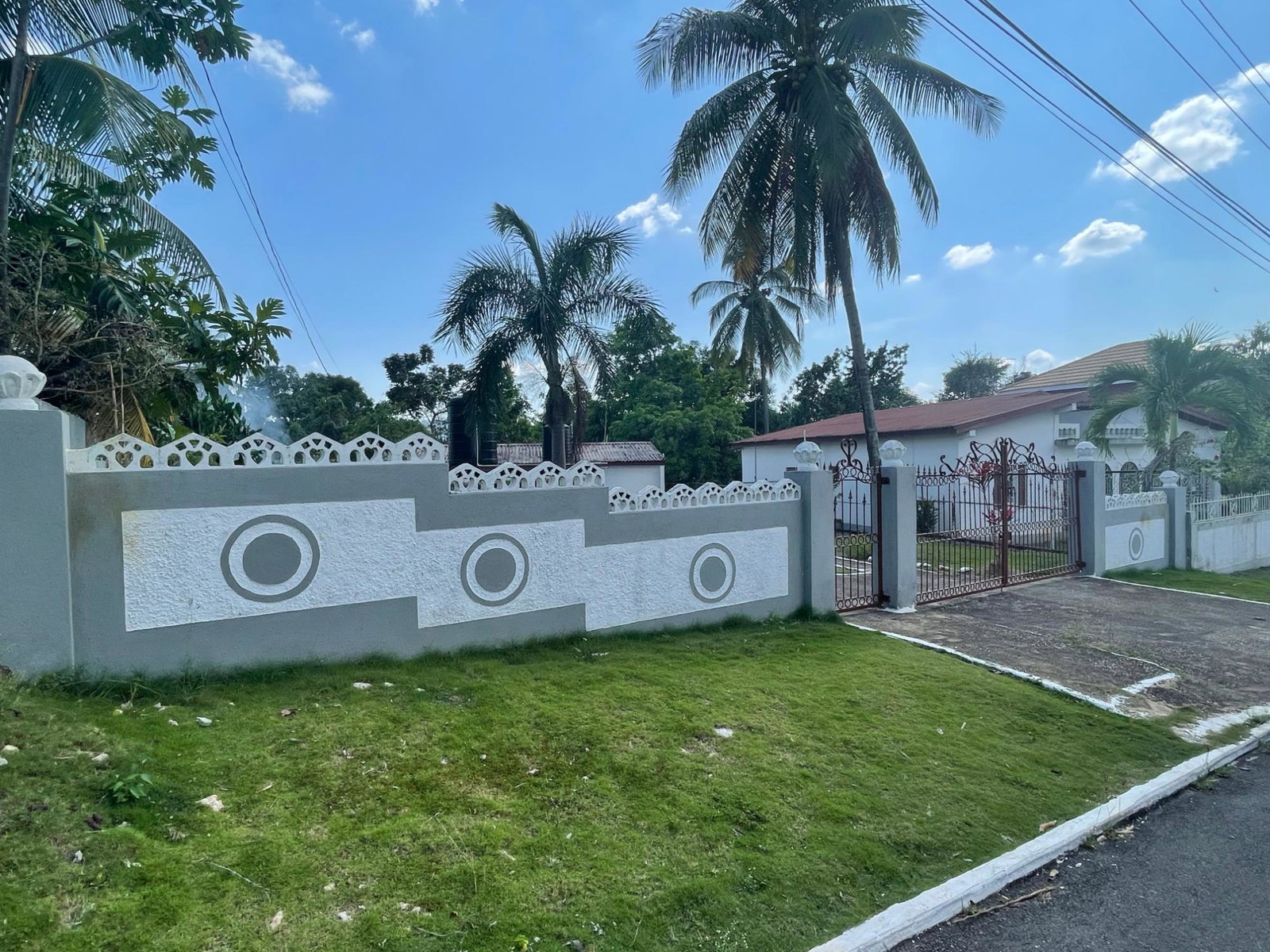 Second image of 70 White House H/s Ewarton in Ewarton, St. Catherine, Jamaica - property is For Sale