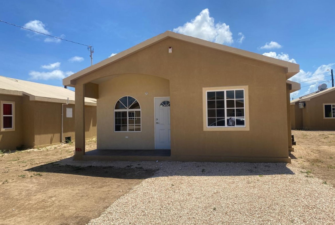 First image of Lot-824 Phoenix Park Village 2 in Phoenix Park, St. Catherine, Jamaica - property is For Rent