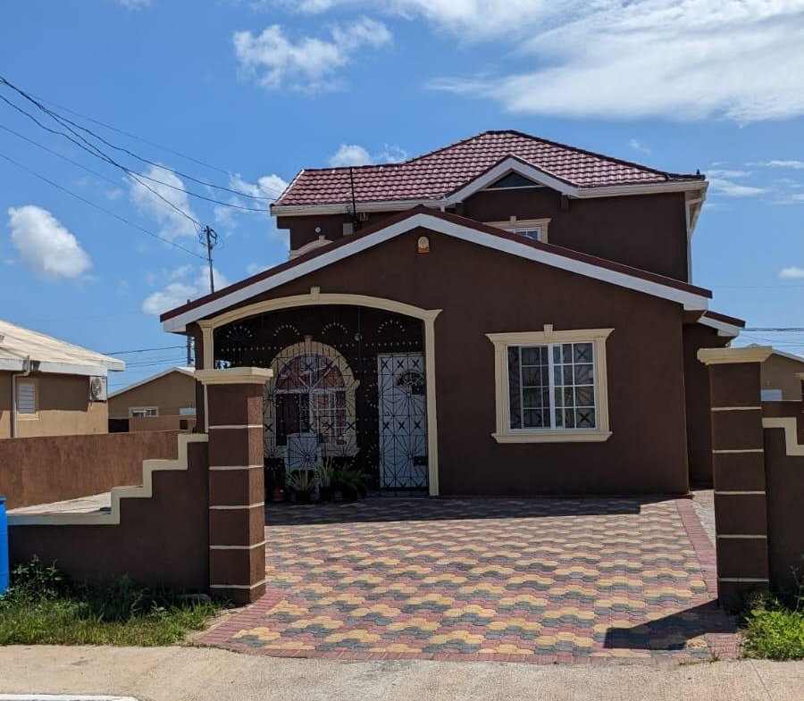 First image of 2-850 Phoenix Park Village in Greater Portmore, St. Catherine, Jamaica - property is For Rent