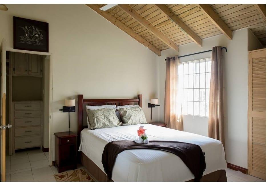 Eighth image of 536 Cassia Road in SPOT VALLEY, St. James, Jamaica - property is For Rent