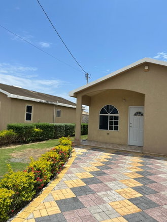 First image of Phase 3-40 Navy Close, ph 3 in Dunbeholding, St. Catherine, Jamaica - property is For Rent