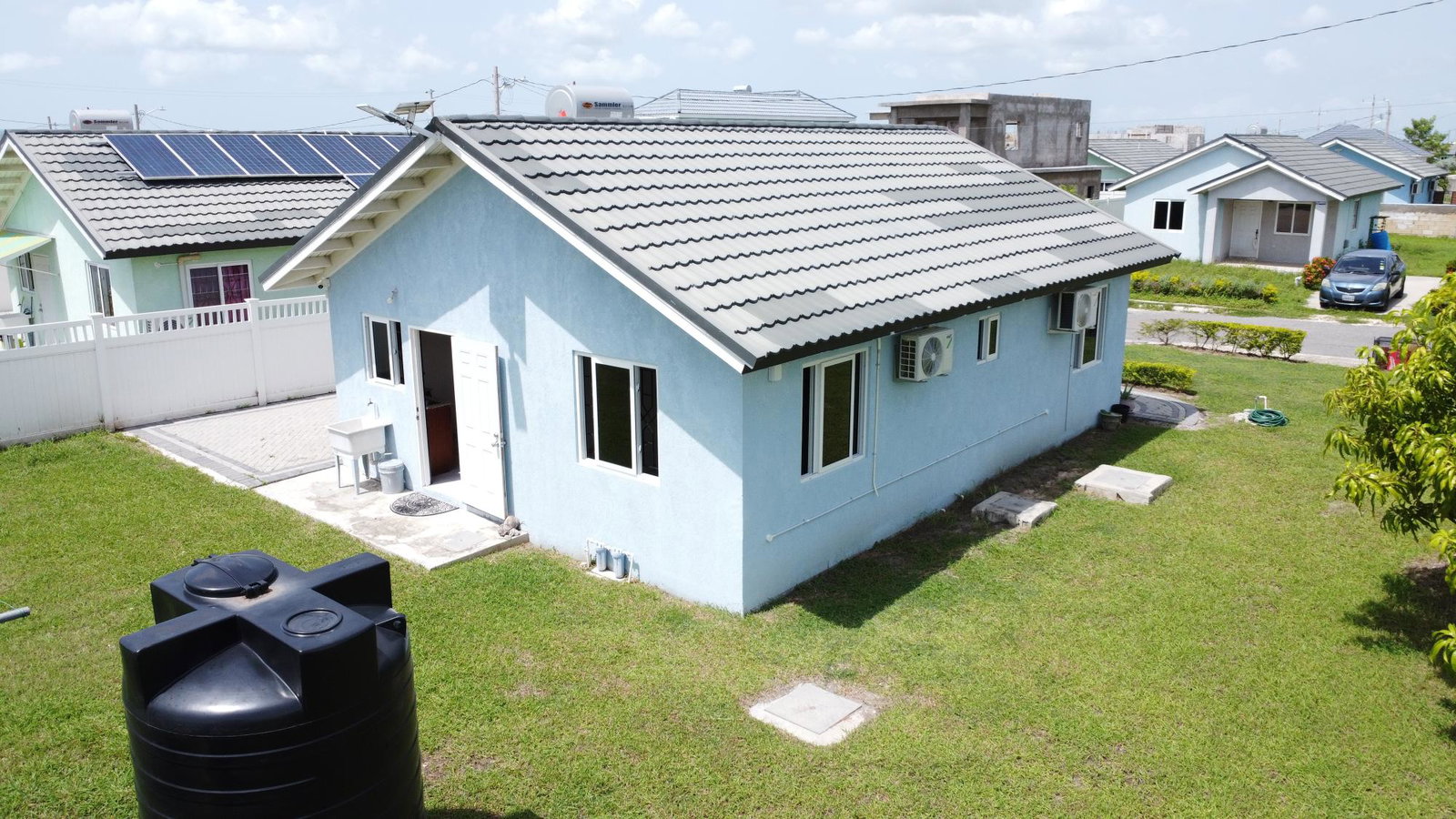 Third image of 35 Blossom Avenue in Innswood, St. Catherine, Jamaica - property is For Rent