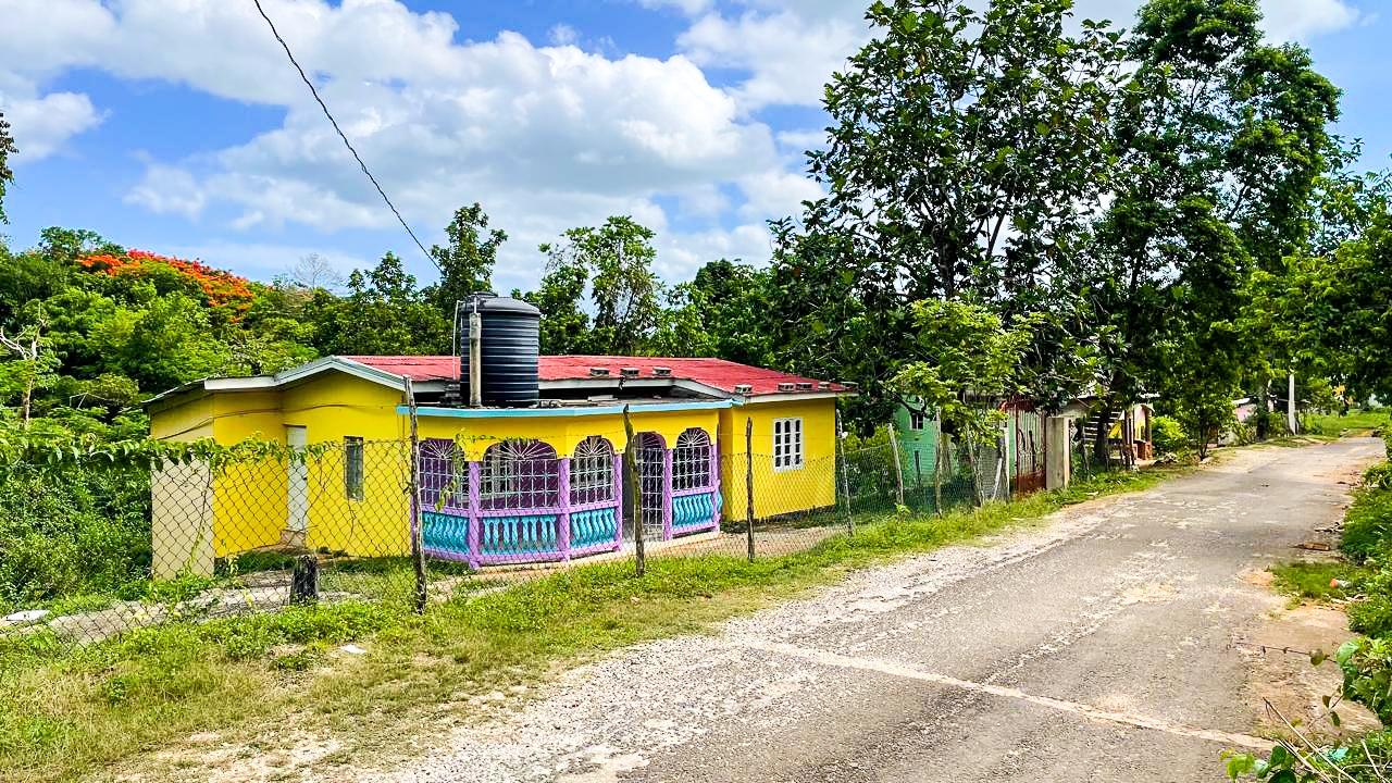 Second image of Bonavista, Santa Cruz in Santa Cruz, St. Elizabeth, Jamaica - property is For Sale