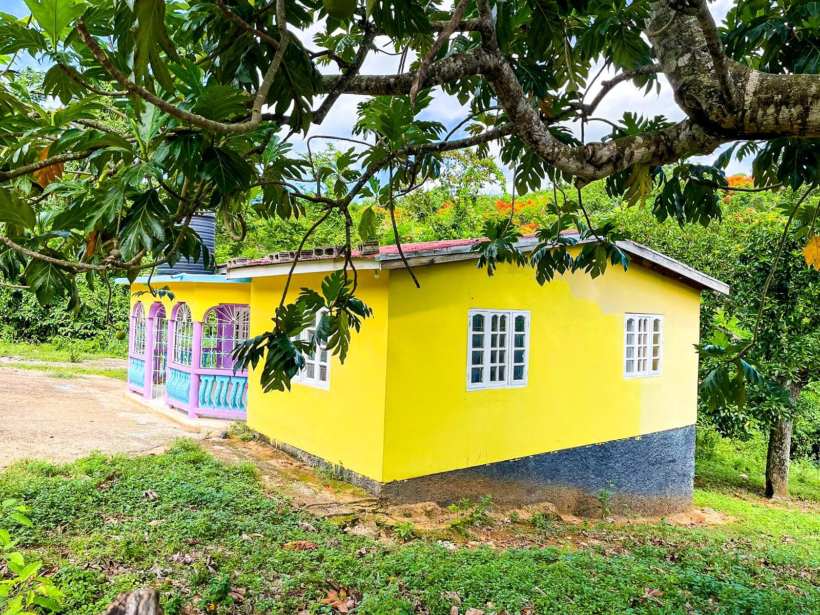 Fourth image of Bonavista, Santa Cruz in Santa Cruz, St. Elizabeth, Jamaica - property is For Sale