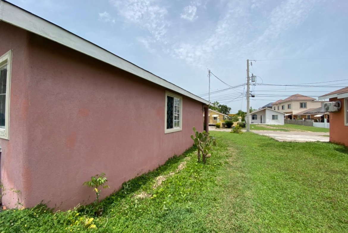 Seventh image of 920 New Harbour Village 2 in New Harbour Village, St. Catherine, Jamaica - property is For Sale