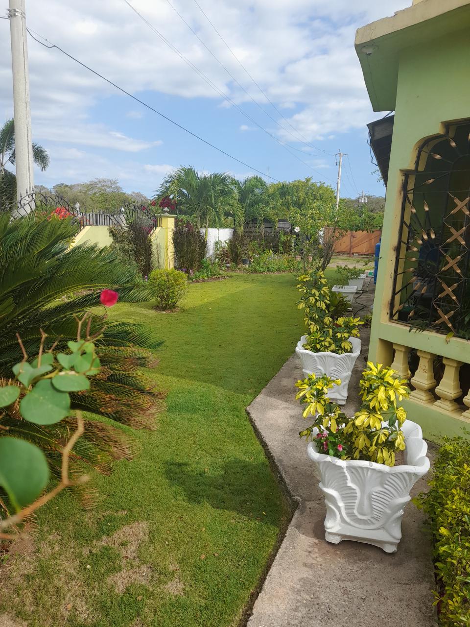 Ninth image of 31 Reef Way in Old Harbour, St. Catherine, Jamaica - property is For Sale