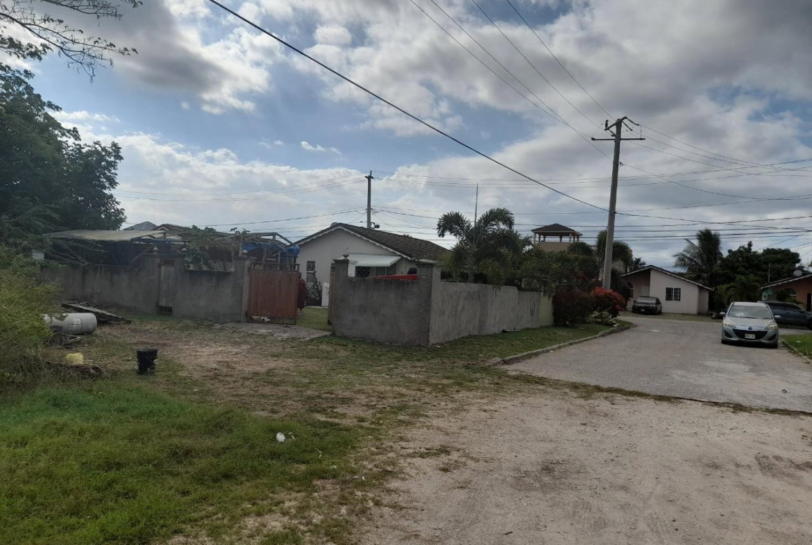 Thirteenth image of 31 Reef Way in Old Harbour, St. Catherine, Jamaica - property is For Sale