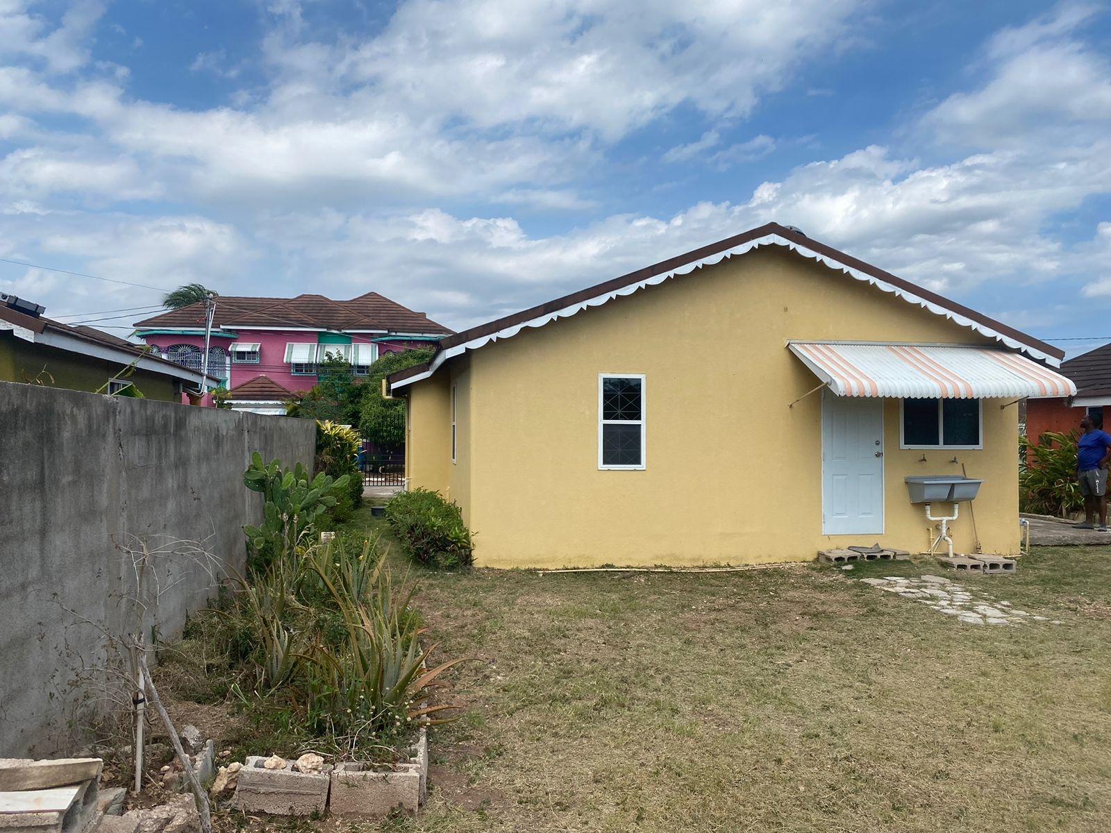 Seventeenth image of 95 Dolphin Crescent in Old Harbour, St. Catherine, Jamaica - property is For Sale