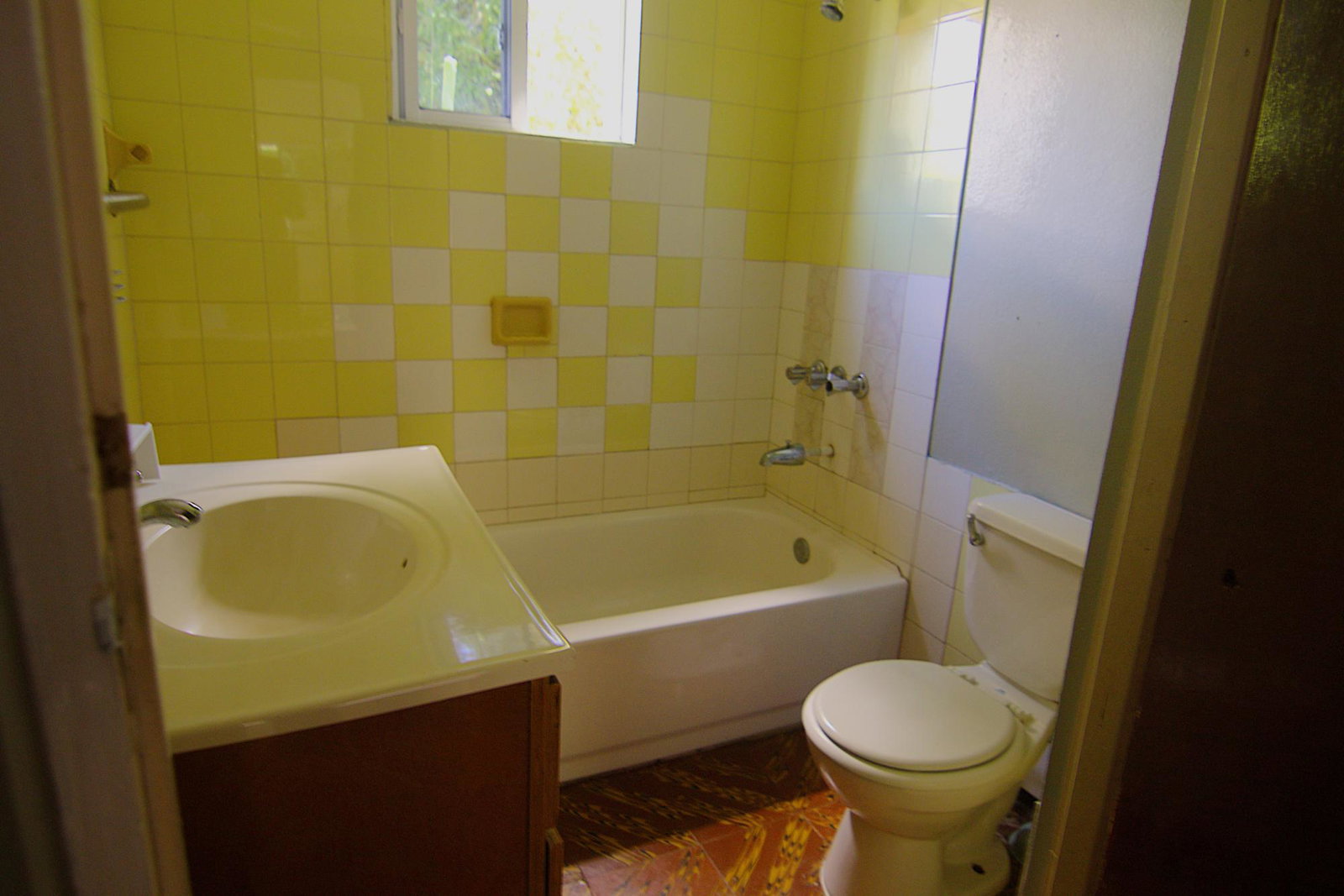 Fourth image of Royal Flat in Mandeville, Manchester, Jamaica - property is For Sale