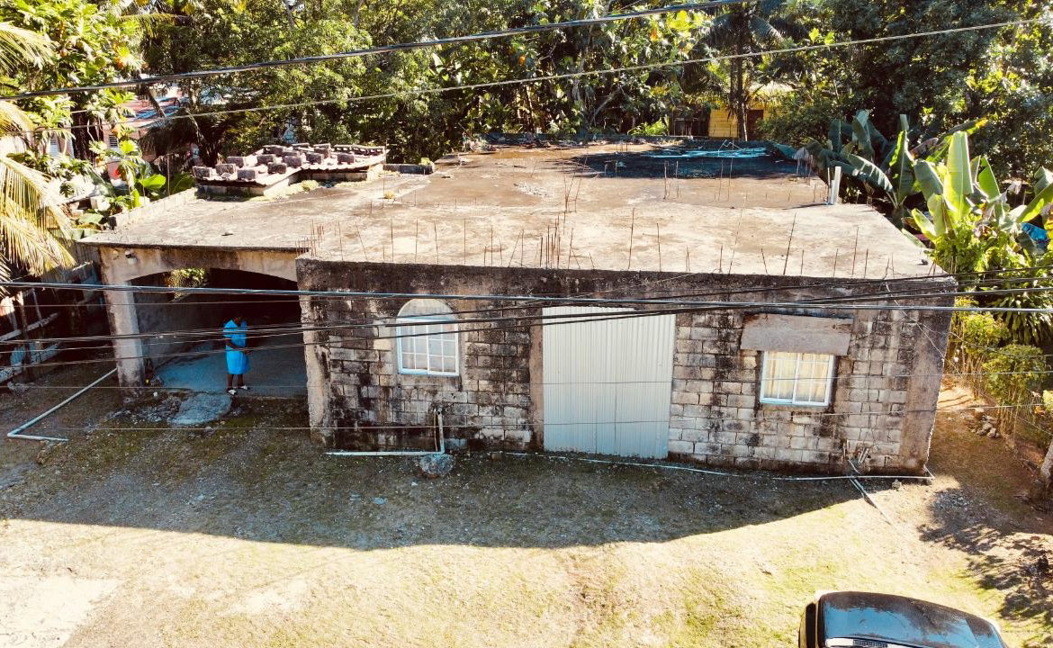 Second image of 1 Frome in Frome, Westmoreland, Jamaica - property is For Sale