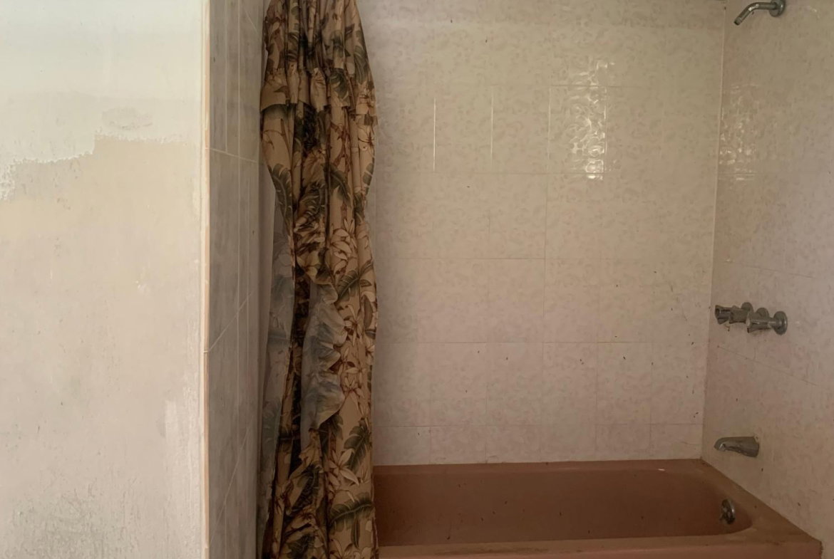 Eighth image of Waterloo District in Spanish Town, St. Catherine, Jamaica - property is For Sale