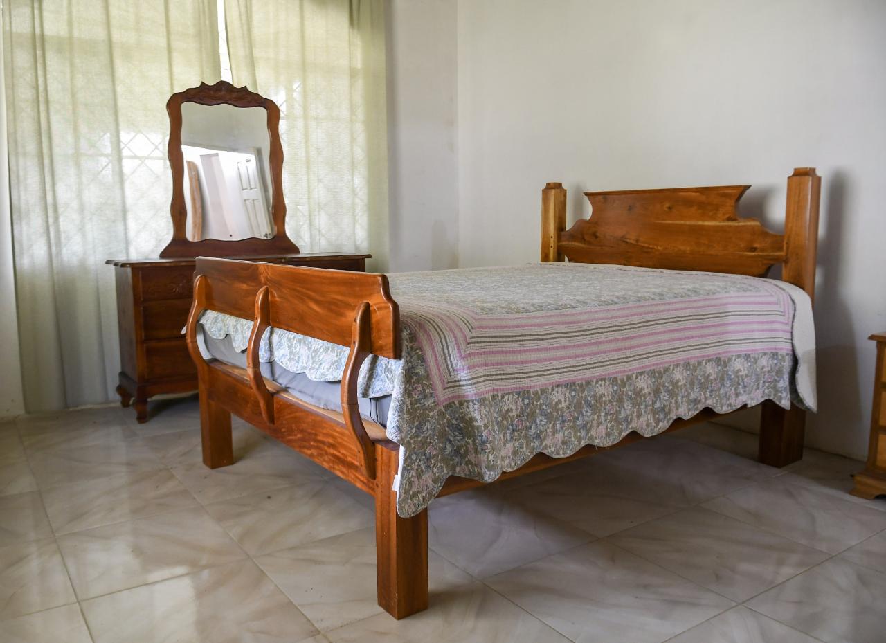 Charming-2-Bedroom-House-for-Sale-in-Westmoreland-Jamaica Fifteenth image of House-6 Bloomingdale in SAVANNA LA MAR, Westmoreland, Jamaica - property is For Sale