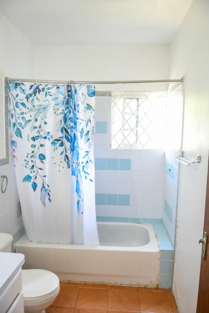 Charming-2-Bedroom-House-for-Sale-in-Westmoreland-Jamaica Eighteenth image of House-6 Bloomingdale in SAVANNA LA MAR, Westmoreland, Jamaica - property is For Sale