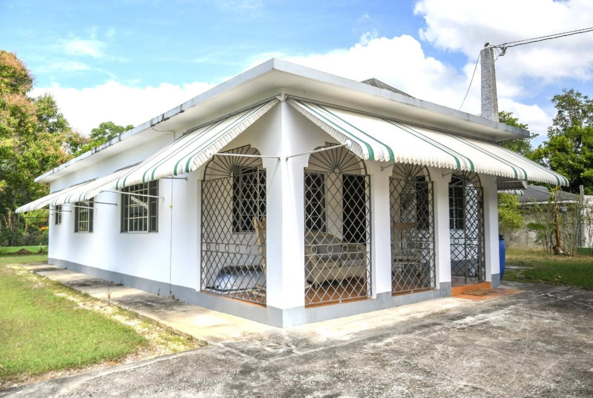 Fourth image of House-6 Bloomingdale in SAVANNA LA MAR, Westmoreland, Jamaica - property is For Sale