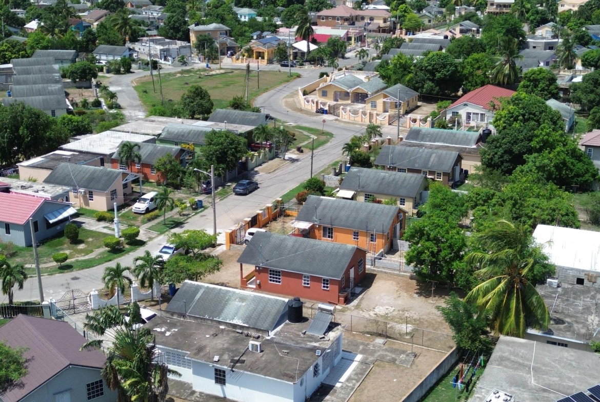 Sixteenth image of 764 Lordship Road in Spanish Town, St. Catherine, Jamaica - property is For Sale