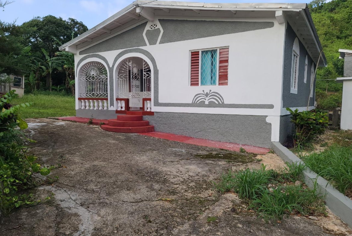 Second image of Mt. Pleasant in Mount Pleasant, Clarendon, Jamaica - property is For Sale