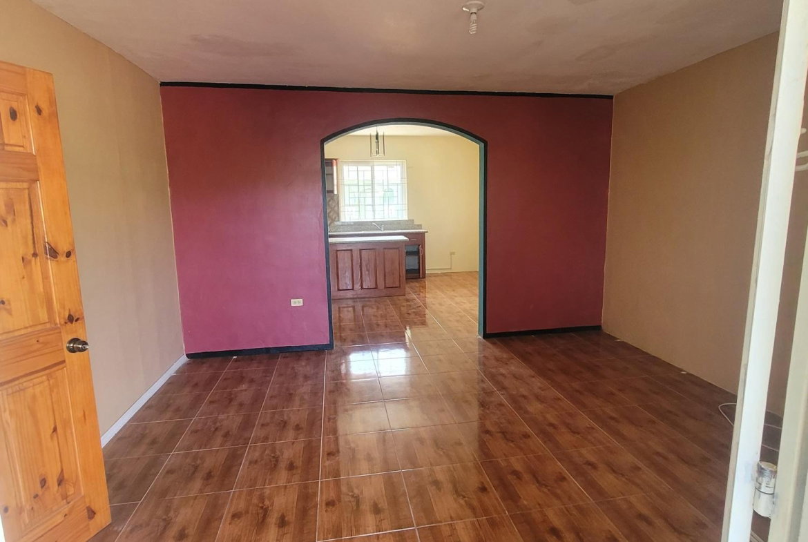Fourth image of 484 Silver Crescent in Johnston Pen, St. Catherine, Jamaica - property is For Rent