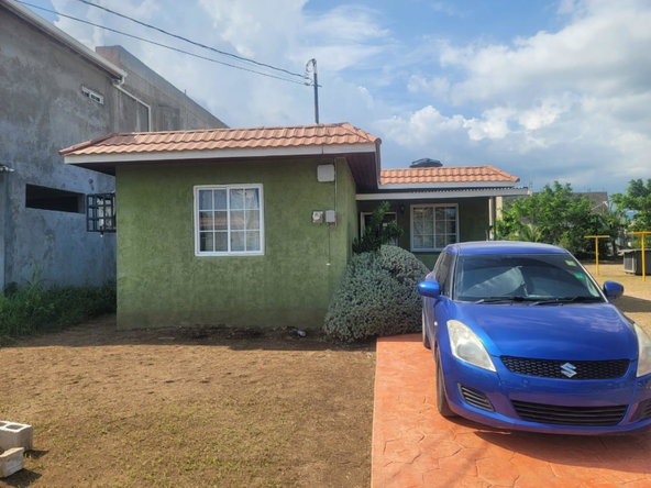 First image of 484 Silver Crescent in Johnston Pen, St. Catherine, Jamaica - property is For Rent