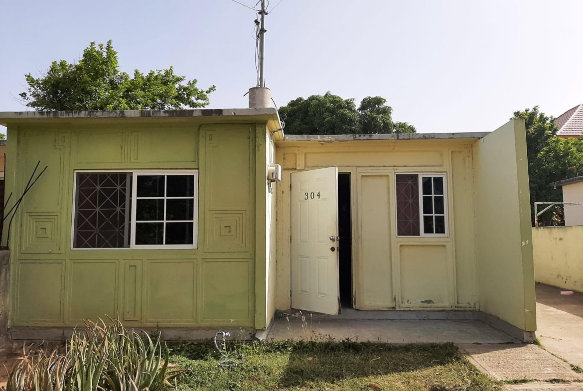 First image of 304 Logwood Place in Portmore Pines, St. Catherine, Jamaica - property is For Sale