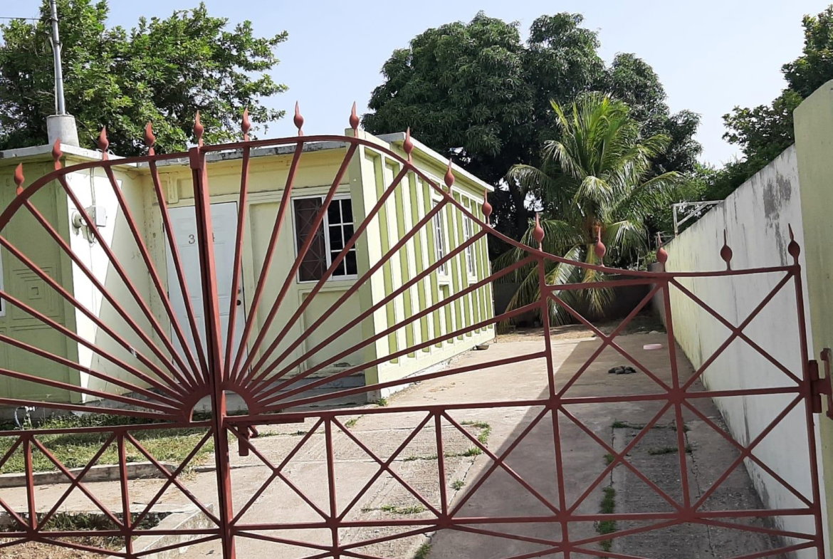 Third image of 304 Logwood Place in Portmore Pines, St. Catherine, Jamaica - property is For Sale