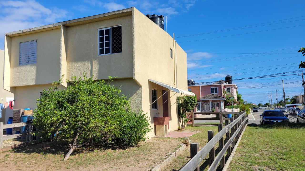 Eighth image of 123 Almond Drive, Bridgeview in Bridgeport, St. Catherine, Jamaica - property is For Sale
