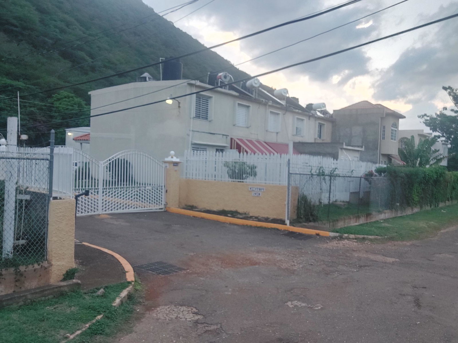 Eighth image of #4-44 Portview Avenue in Kingston 20, St. Andrew, Jamaica - property is For Rent
